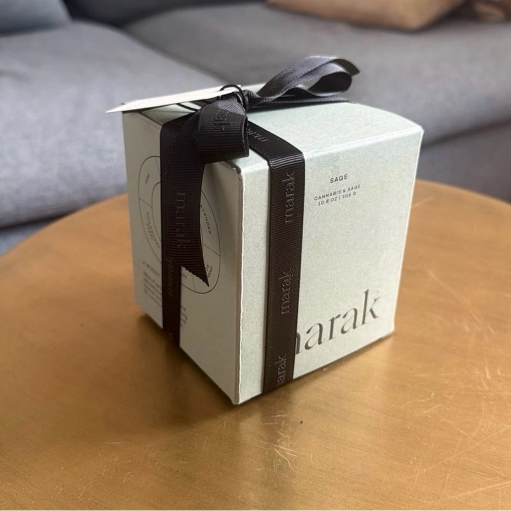 NIB Gift wrapped Marak Sage candle - Picture 3 of 9